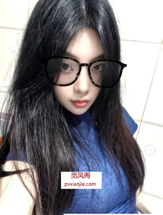 高颜值中项口爆美女