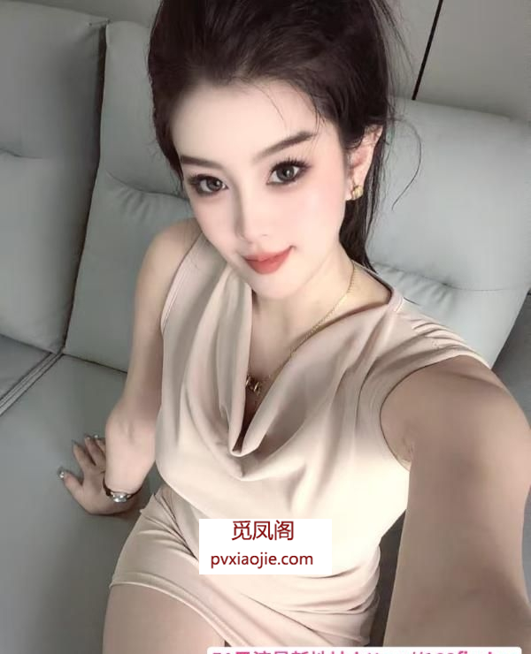 南开维吾尔族古丽娜扎